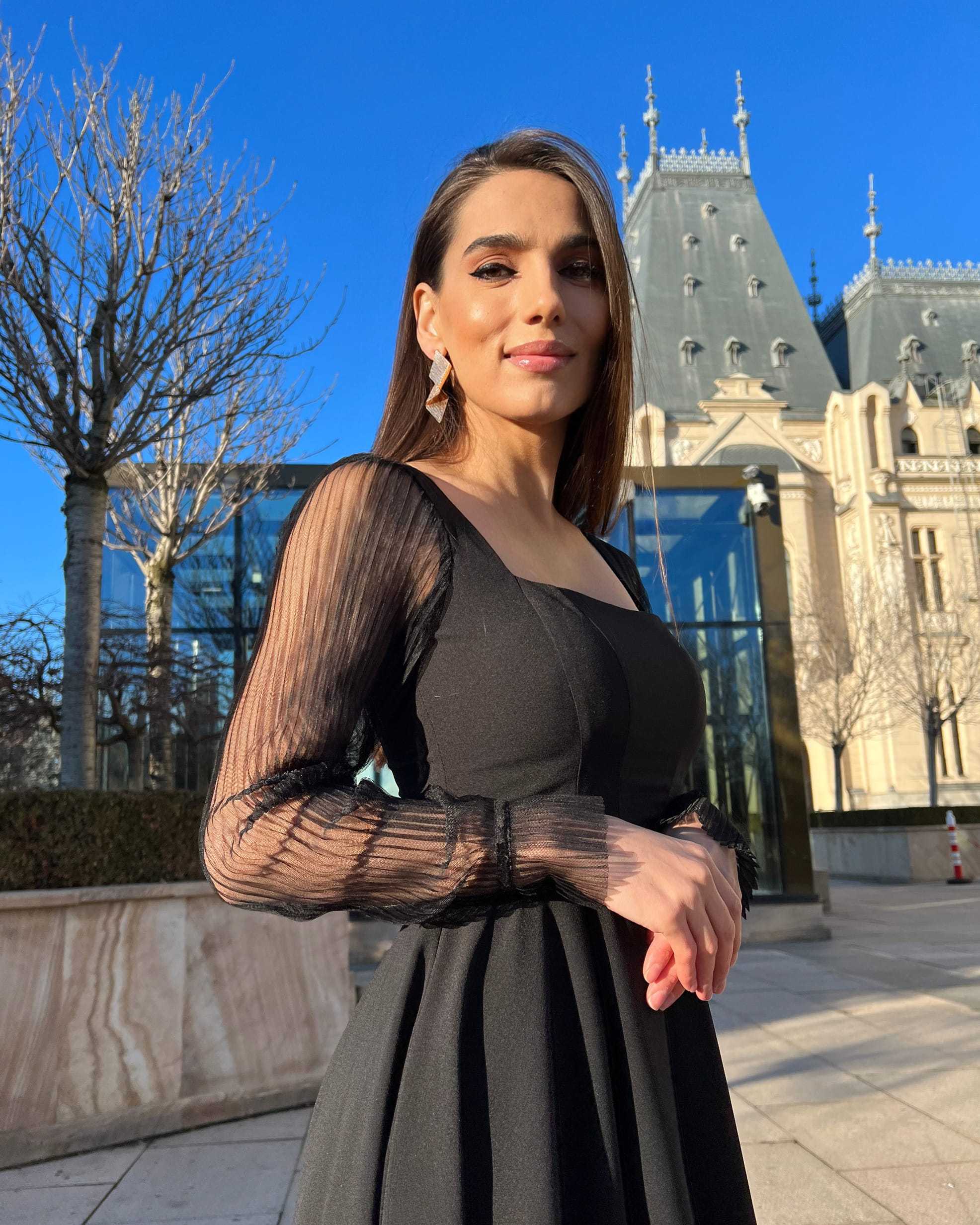 Rochie de ocazie neagra cu maneci transparente - BELLADRESS